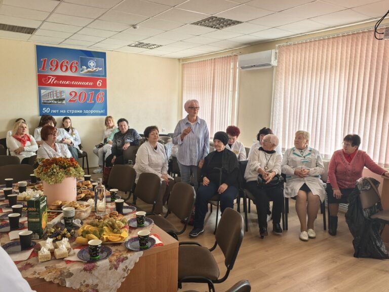 С праздником золотого возраста!